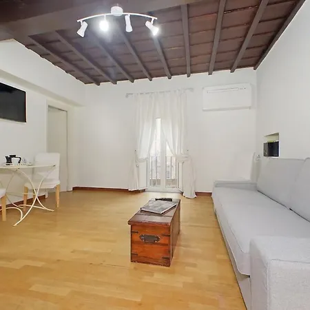 Colosseum Renovated Via Frangipane Apartment